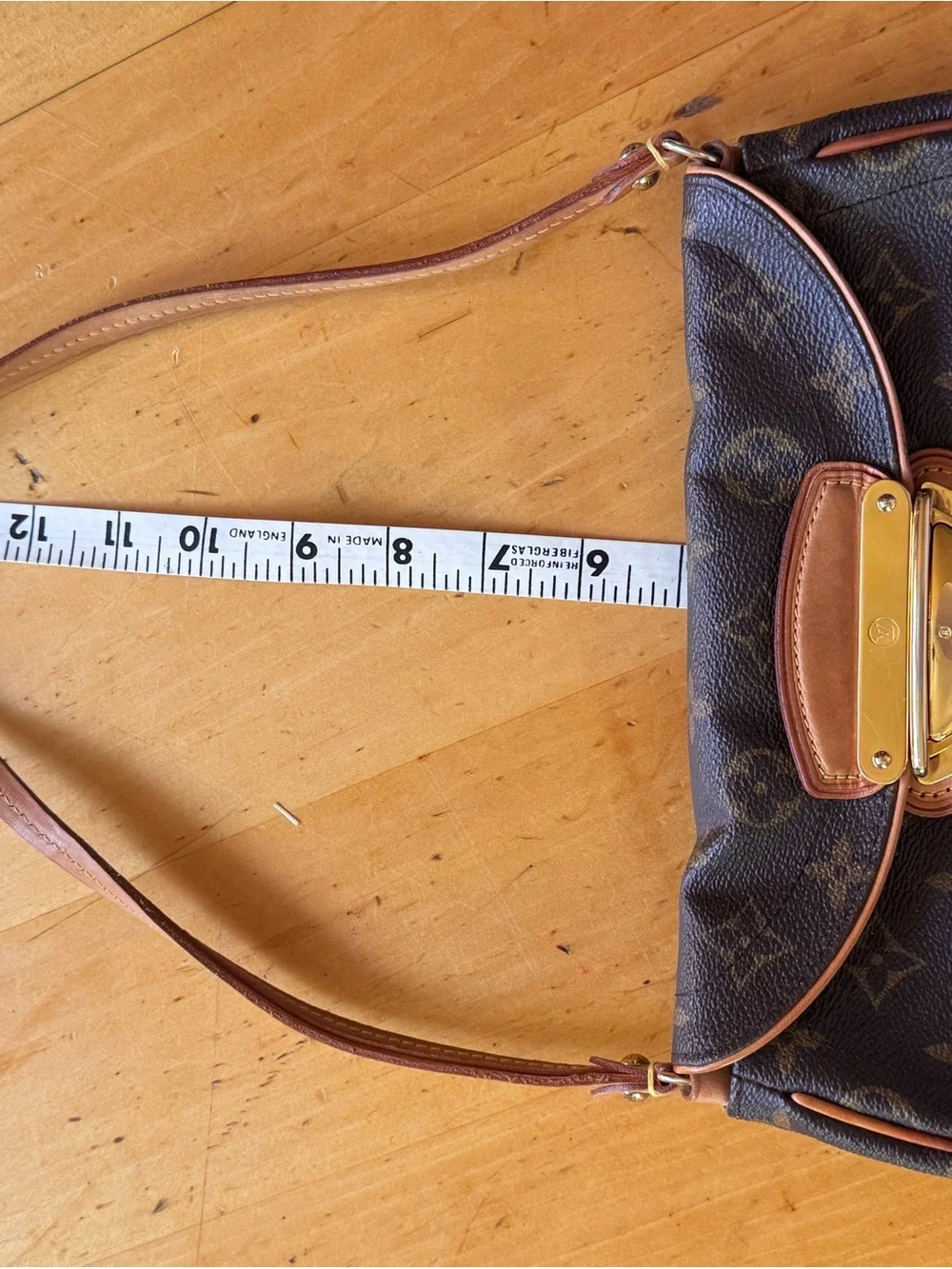 Louis Vuitton Monogram Canvas Shoulder Bag with Gold-Tone Clasp